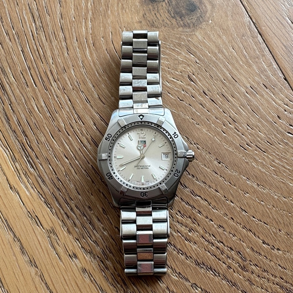 TAG HEUER 2000 Series WK1112-0 Stainless Steel Professional Watch
